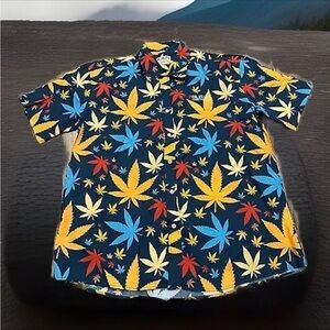 New NWOT 420 Marijuana Leaf Men's Shirt XXL Dr. Jolly's 0AOP CAMP Multicolor